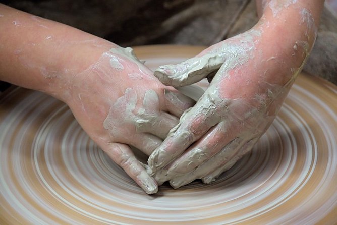 Experience Japanese Pottery in Omotesando - Cancellation Policy and Reviews