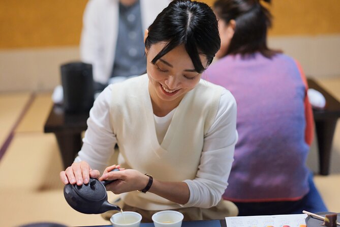 Experience Japanese Tea With a Teapot in Takayama - Meeting and Pickup Details