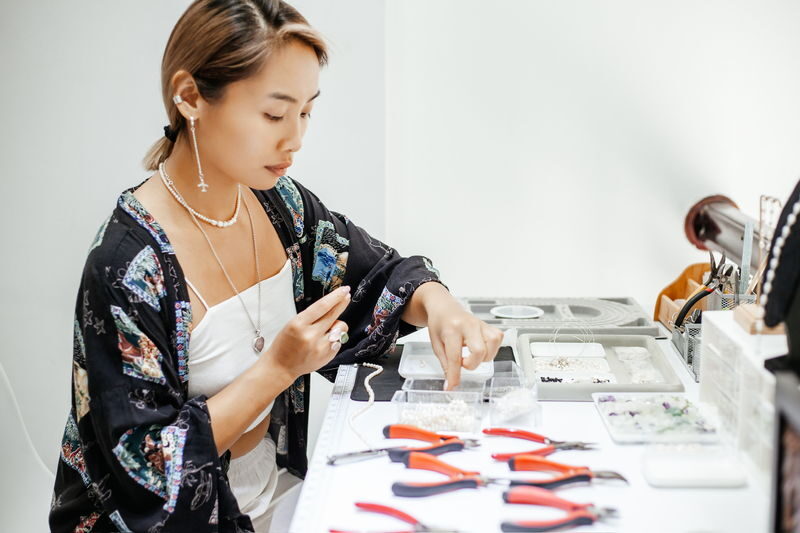 Experience Jewelry Workshop by Miya in Nha Trang - How much guidance should you expect?