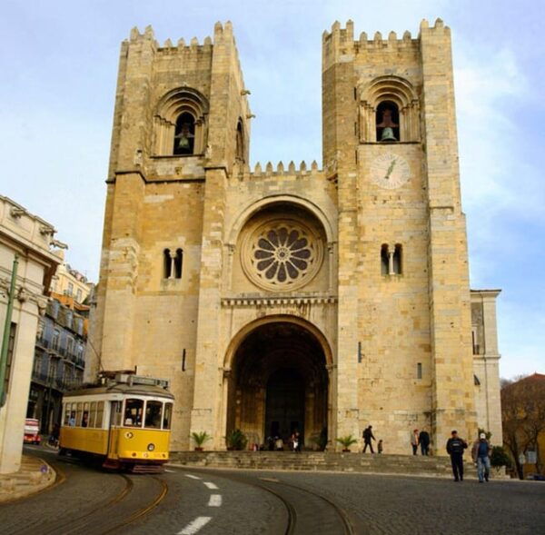 Experience Local Lisbon: See, Learn, Taste and Enjoy! - Booking and Cancellation