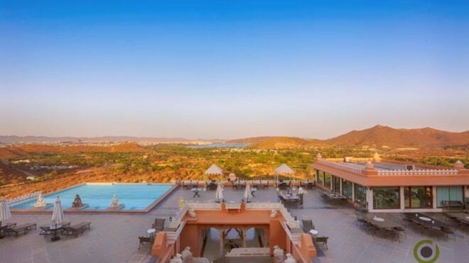 Experience Luxury: Private Museum, Skywalk, Vintage Car Ride - Reviews