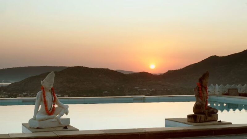 Experience Luxury: Private Museum, Vintage Car Ride - Why This Tour Works Well