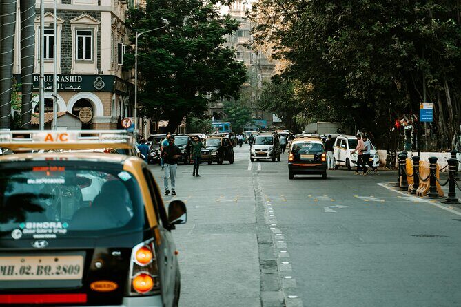 Experience Mumbai-Maximum City with a local vibe! (Half Day Tour) - Kalbadevi Neighborhood: Local Trade and Bustling Streets