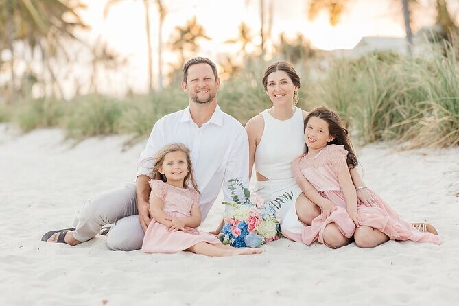 Experience Private Family photoshoot on Newport Beach - Who Would Love This Experience?