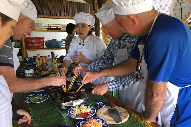 Experience Rural Life Cooking Class In Tra Que Vegetable Farm - Farm-to-Table Experience