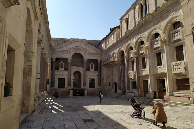 Experience Split With Local Professional Historian - Private - Tour Directions