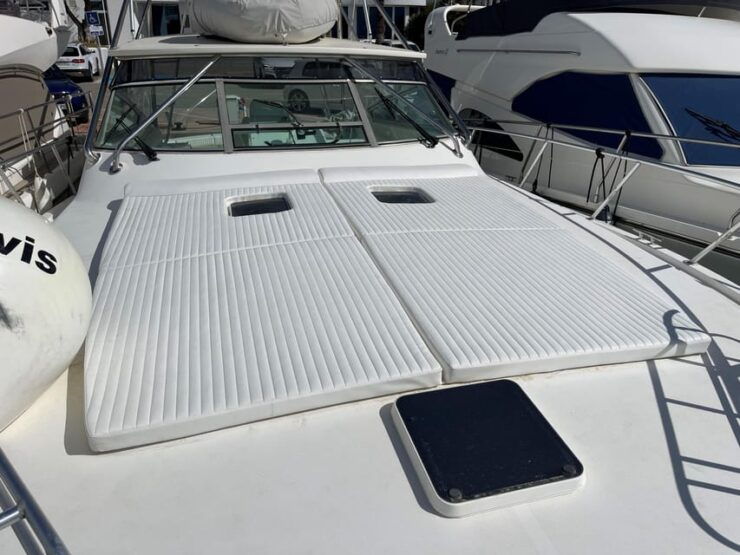 Experience the AMERICANS CUP From a Boat - Pricing and Booking