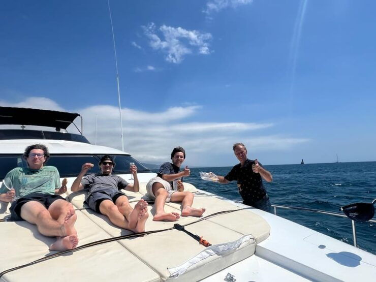 Experience the AMERICANS CUP From a Yacht - Good To Know