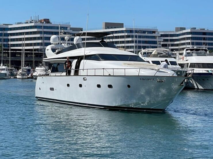 Experience the AMERICANS CUP From a Yacht - Booking Information and Cancellation Policy