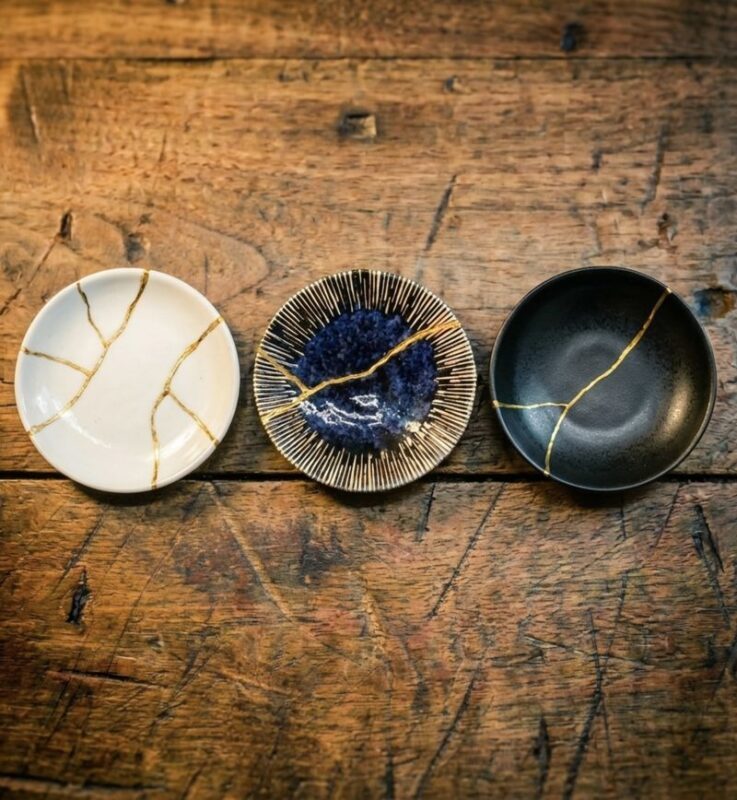 Experience the art of Kintsugi in Kyoto Gion Workshop - Choosing a plate or bowl