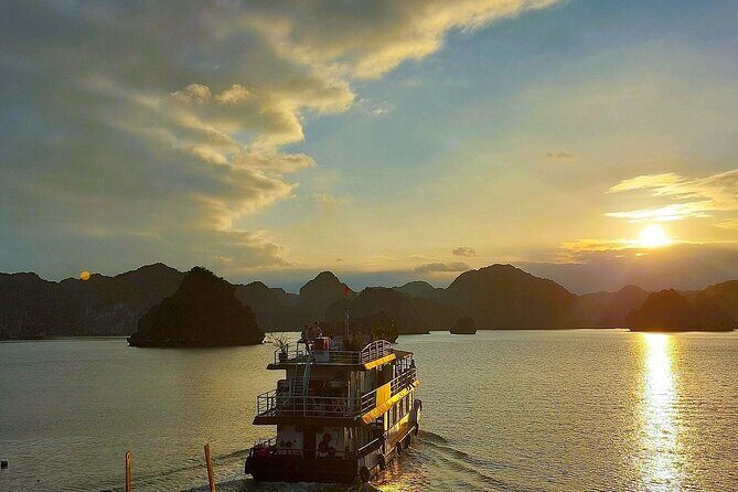 Experience the Best Lan Ha Bay Sunset Tour from Cat Ba Island - Good To Know