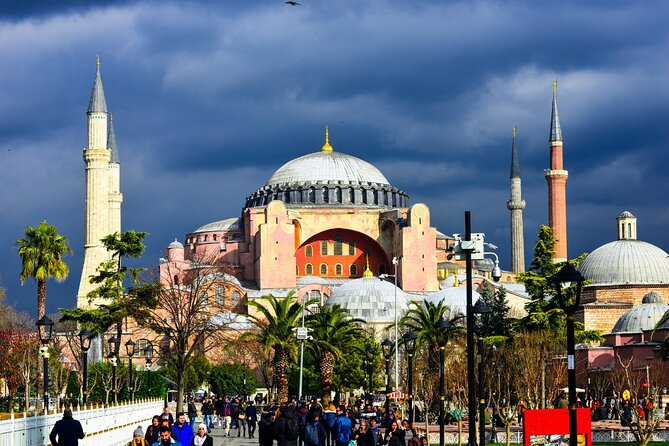 Experience the Best of Istanbul With Private Tour - Benefits of a Private Tour