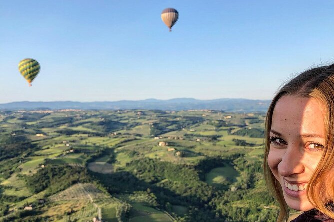 Experience the Magic of Tuscany From a Hot Air Balloon - Pricing and Booking