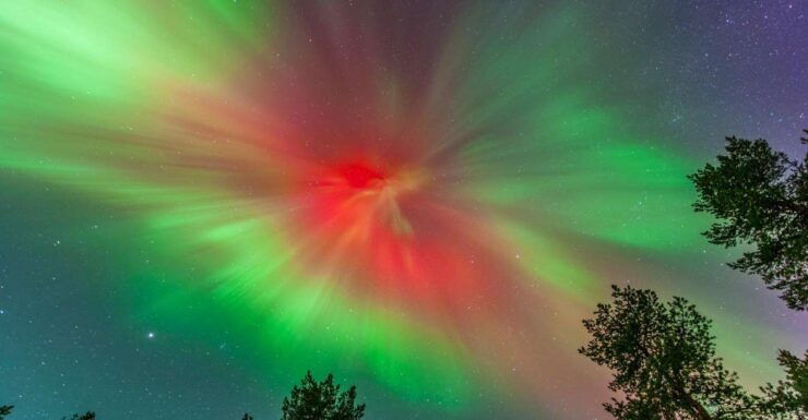 Experience the Majestic Auroras Kiruna-Abisko & Tipi Dinner - Booking and Cancellation Policy