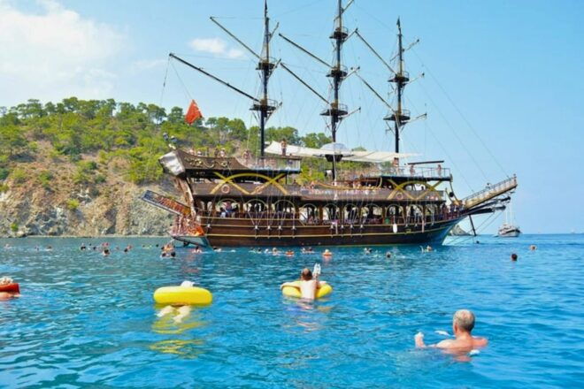 Experience the Thrill: Kemer Monster Boat Tour - Included Services