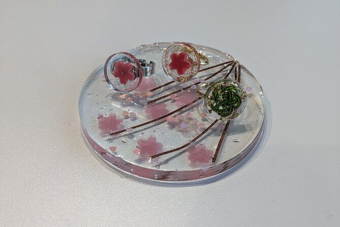 Experience Tokyo's Asakusa Private Art Class - An In-Depth Look at the Asakusa Resin Art Class