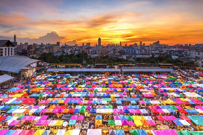 Experience Typical Thailand at Night With Streetfood Dinner & Foot Massage - Itinerary Details