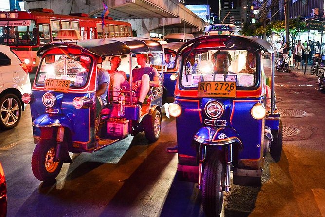 Experience Typical Thailand at Night With Streetfood Dinner & Foot Massage - Directions