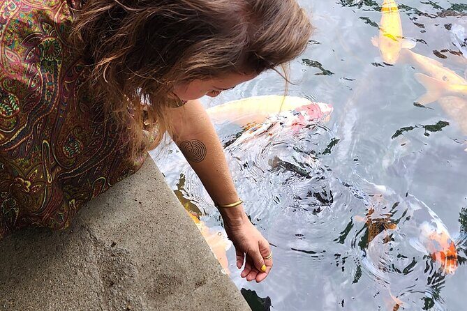 Experience Ubud Highlights Private Tour - Visiting Tirta Empul Temple