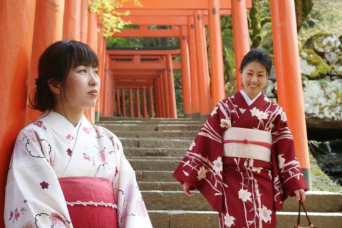 Experience With Kimono! Castle Town Retro Tour Local Tour & Guide - Tour Highlights