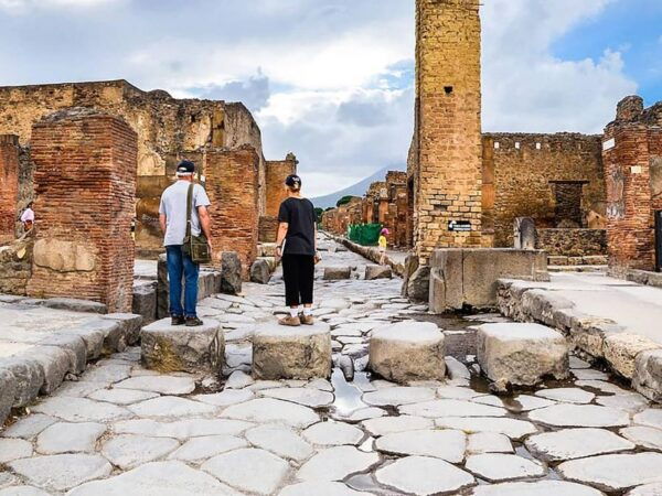Experiencing History: Cultural Tour of Pompeii and Vesuvius - Directions