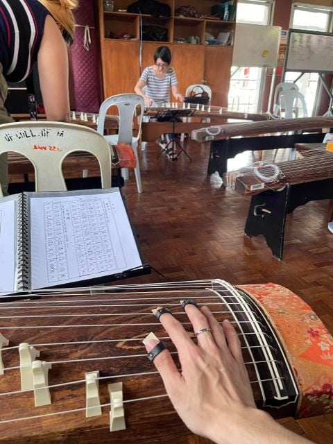 Experiential Lesson of the Japanese Instrument "Koto" - Lesson Overview