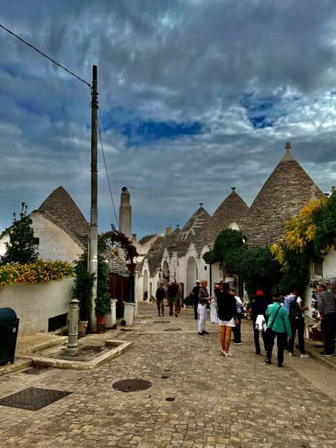 Expert Guided Visit & Tasting, Alberobello - Exploring Alberobello: An Expert Guided Visit & Tasting Experience