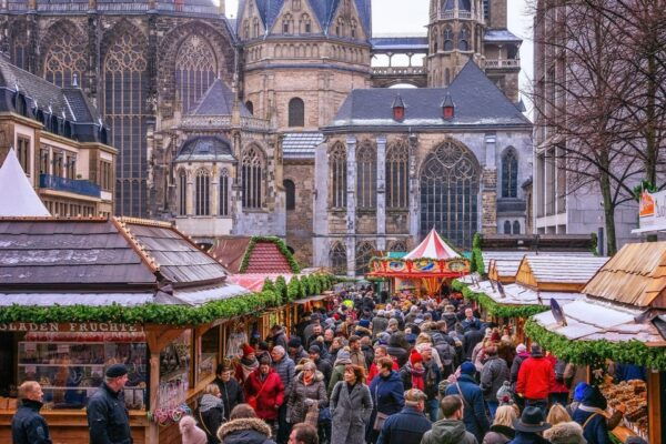 Explore Aachen With Passionate Tour Guides - Engaging Storytelling and Historical Insights