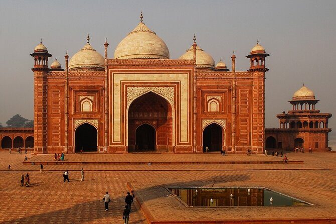 Explore Agra from Delhi by Car - The Sum Up