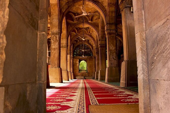 Explore Ahmedabad Spiritual Sites - a Private Tour With Akshardham Temple& Lunch - Meeting and Pickup Information