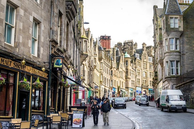 Explore an Amazing Edinburgh on a Private Walking Tour of the Old Town - Explore the Haunting Tales of the Citys Past
