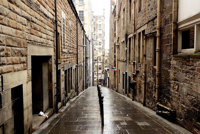 Explore an Amazing Edinburgh on a Private Walking Tour of the Old Town - Enjoy Breathtaking Views From Arthurs Seat