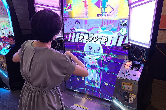 Explore an Amusement Arcade and Pop Culture at Night Tour in Kyoto - Tour Overview and Inclusions