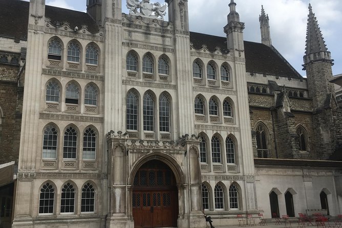 Explore Ancient Alleyways in the Footsteps of Dickens: A Self-Guided Audio Tour - Start Time