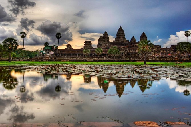 Explore Angkor Wat Temple , Bayon Temple and Jungle Temple Ta-Prohm - Best Time to Visit Angkor: Avoiding Crowds and Heat