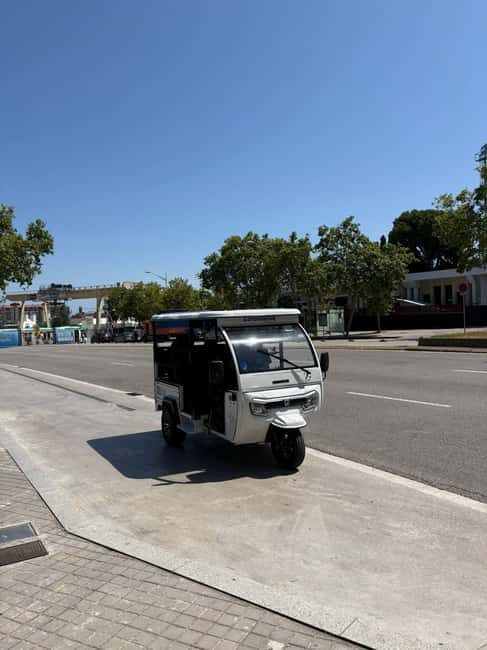 Explore Barcelona comfortably with our electric TukTuks. - Why This Tour Works Well