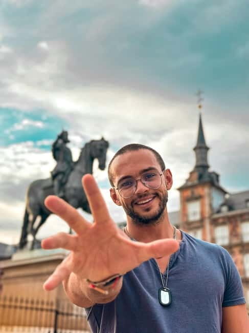 Explore Barcelona: Professional Photo session tour - What to Expect on the Tour