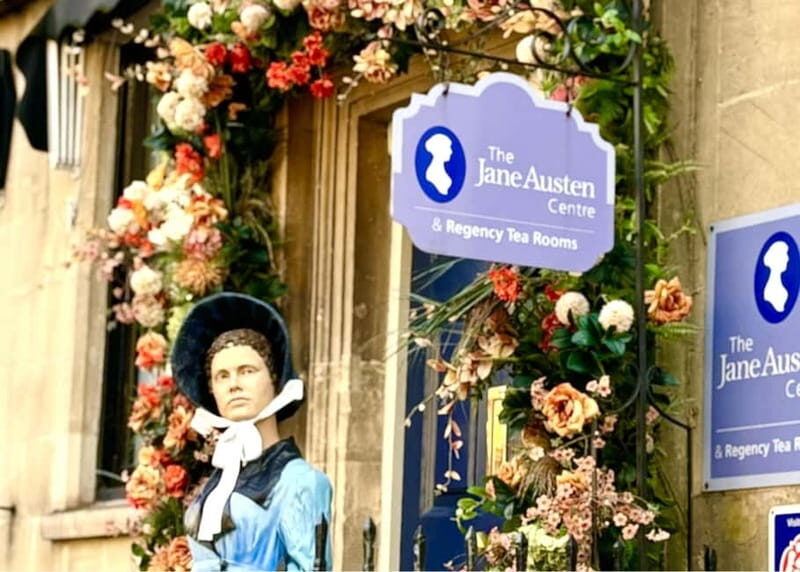 Explore Bath in Spanish: With Olga, local guide - Who Should Book This Tour?