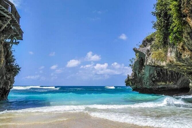 Explore Beach and Temple in Pecatu with Fees - Good To Know