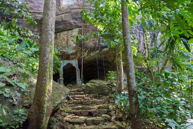 Explore Belilena Cave From Colombo - The Sum Up