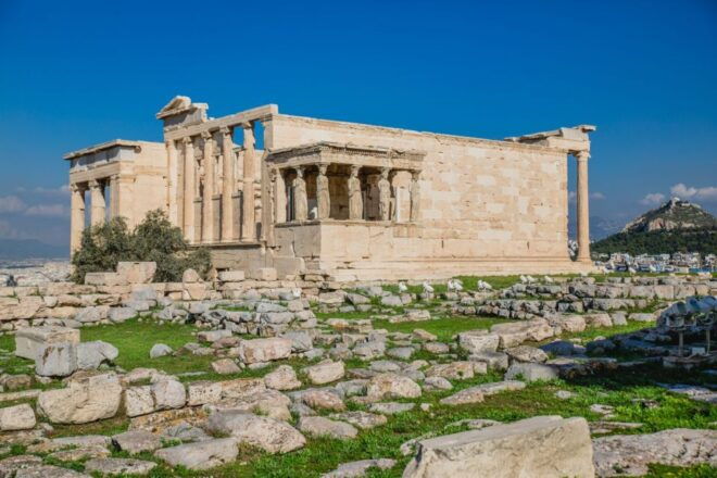 Explore Bygone Santorini: Guided Archaeological Walking Tour - Highlights of the Archaeological Sites