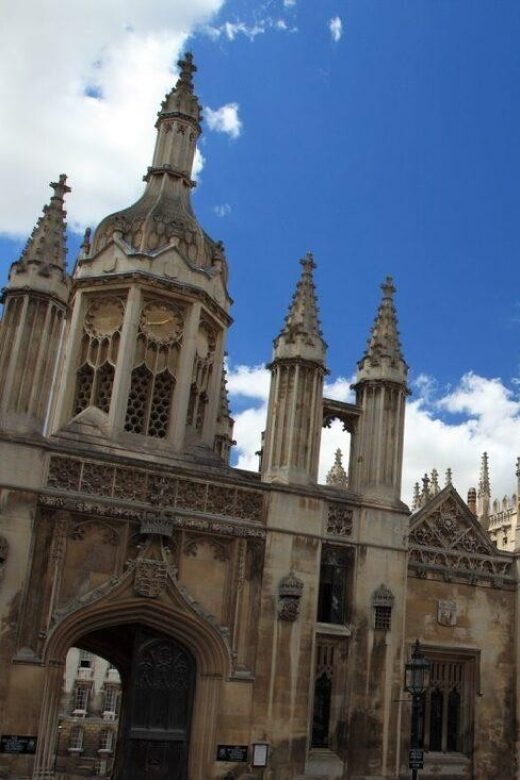 Explore Cambridge with Family  Private Walking Tour - Value and Practical Aspects