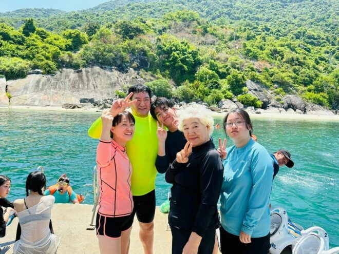 Explore Cham Island With Speedboat and Snorkeling - Booking and Reservation Tips