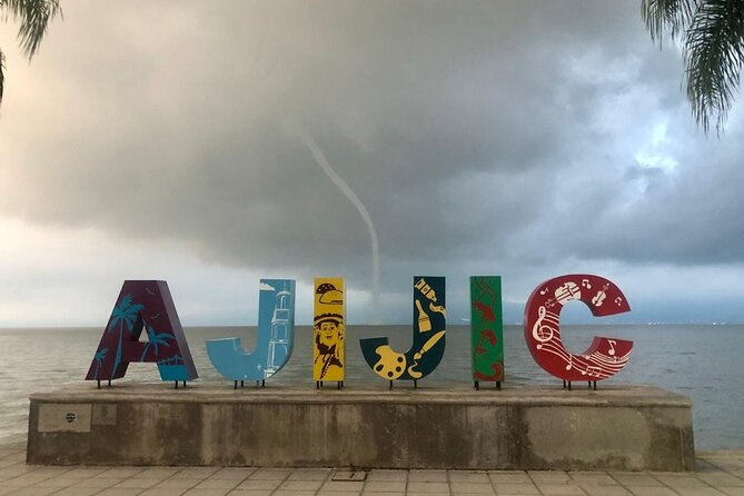 Explore Chapala With a Visit to Tonalá, Three Foals, Ajijic and More - The Sum Up