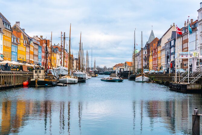 Explore Copenhagen in 1 Hour With a Local - Learn About Copenhagens History and Heritage