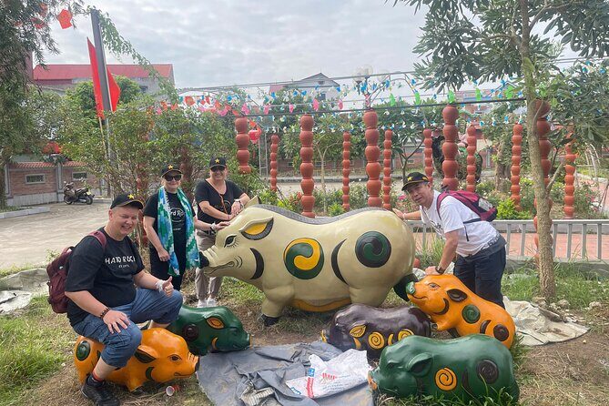 Explore Dong Ho's Folk Painting Heritage by Jeep Car - The Sum Up