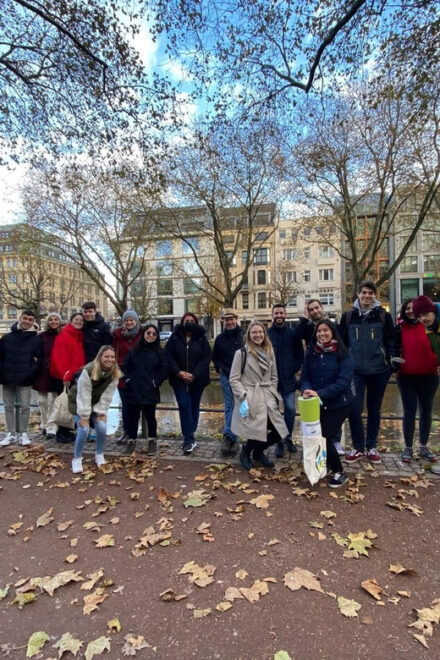 Explore Düsseldorf With Passionate Tour Guides! - Booking and Cancellation Policy