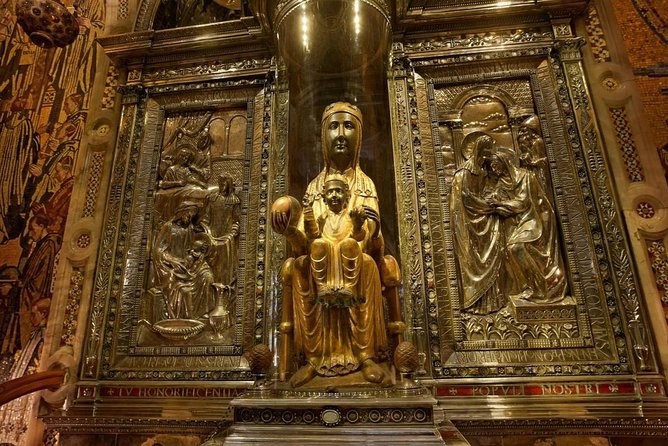 Explore Famous Monastery of Catalonia - Montserrat on a Private Tour - Monastery of Montserrat: A Spiritual Retreat
