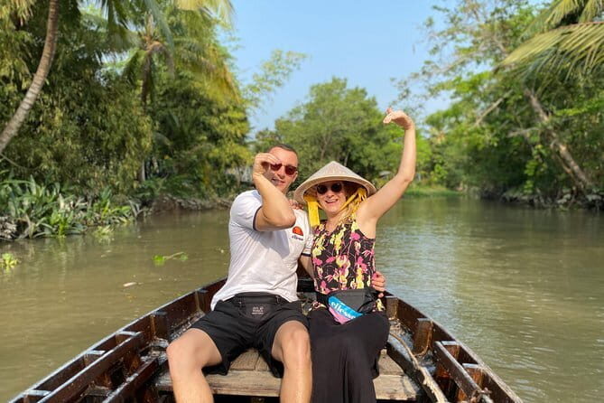 Explore Floating Market with Local People - The Sum Up