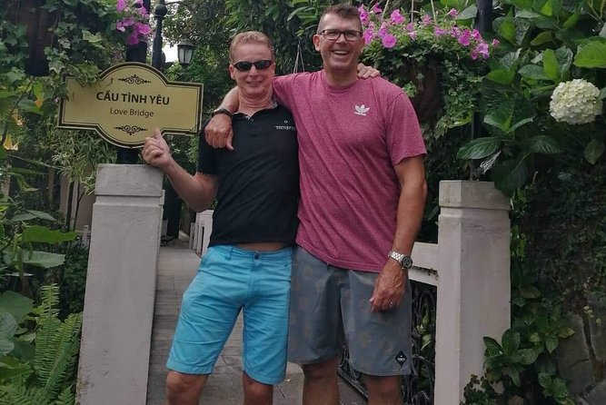 Explore Golden Bridge Sunset Private Tour From Hoi An/ Da Nang - Common Questions